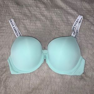 Victoria’s Secret T-Shirt Push Up Bra 34C